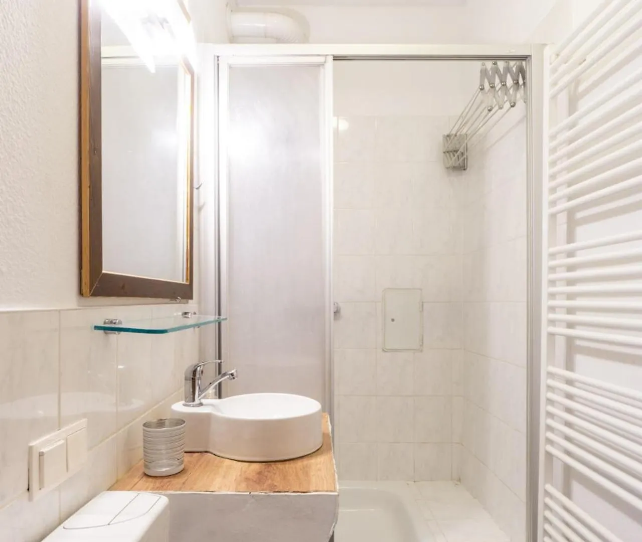 וינה Apartment 5 Stops Away From City-Centre