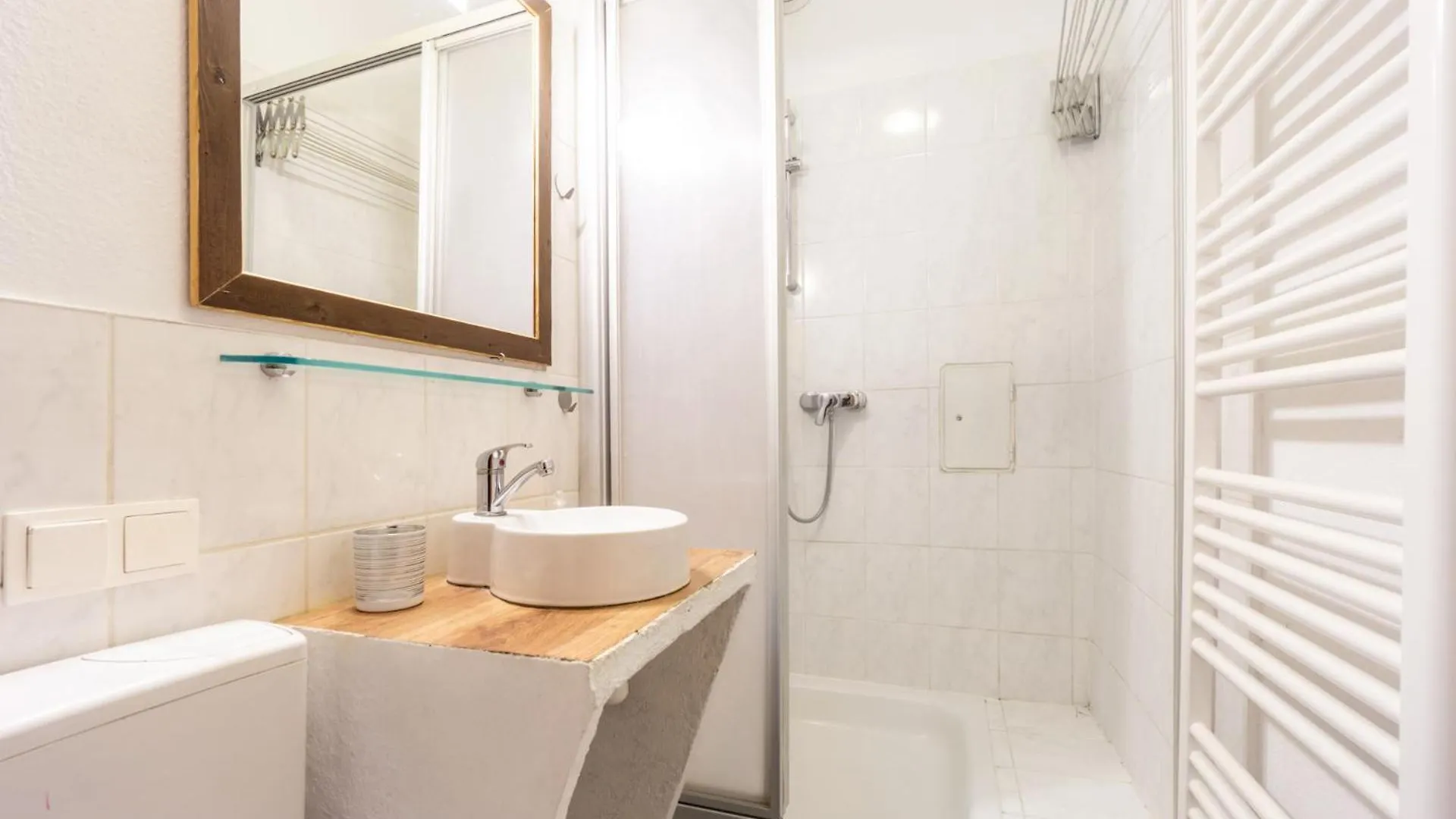 וינה Apartment 5 Stops Away From City-Centre אוסטריה